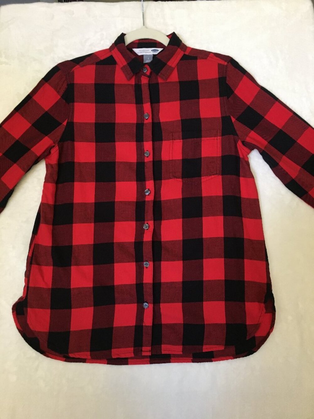 Old Navy Women's Red Black Buffalo Plaid Flannel ButtonDown The Classic Shirt S